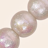 Chaine courte à perles irisées